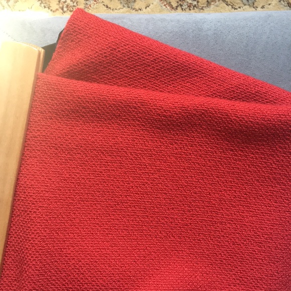 St John Knit Pencil Skirt - Picture 8 of 9